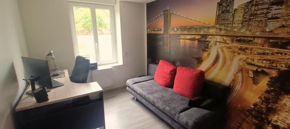 4 bedrooms House in Neuville-les-Decize, France No. 339760 6