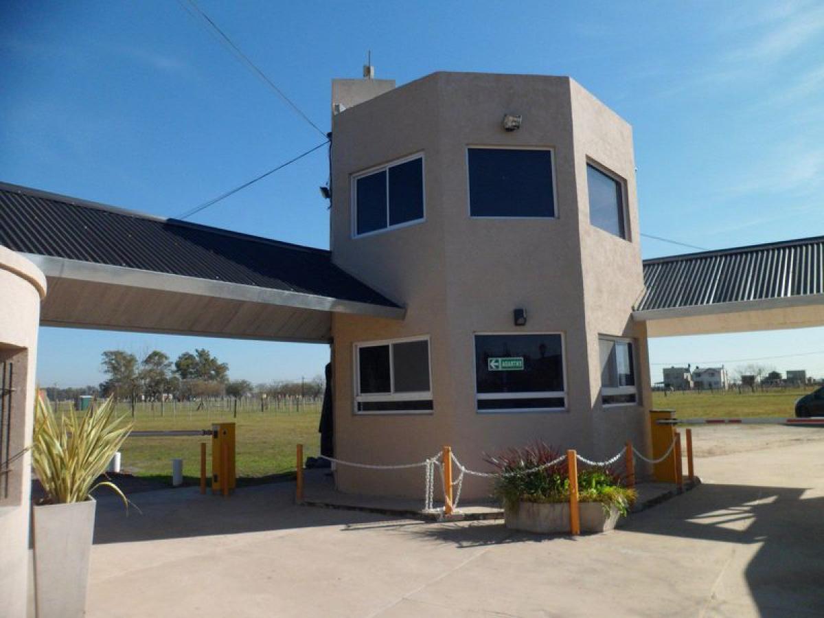  قطعة أرض في San Vicente, Argentina رقم 50804