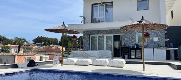 4 bedrooms Villa in Torrevieja, Spain No. 176616 2