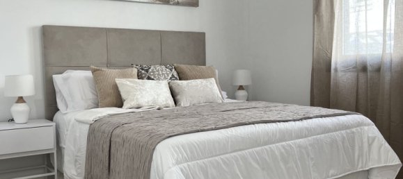 Adosado de 3 dormitorios en Estepona, Spain No. 127632 9