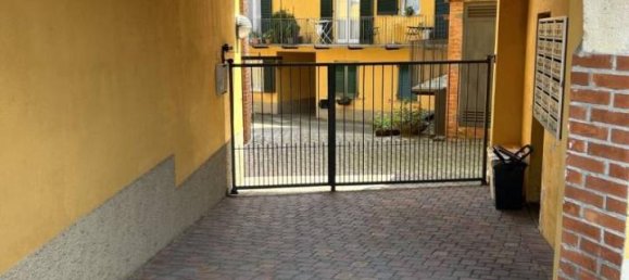 2 rooms Penthouse in San Fermo della Battaglia, Italy No. 175251 12