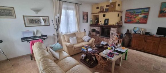 7-salle Villa à Carrara, Italy No. 173565 21