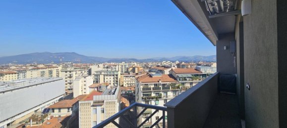 2 Schlafzimmer Penthouse in Florence, Italy, Nr. 84938 2