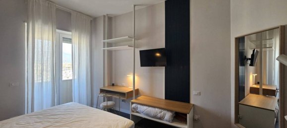 2 Schlafzimmer Penthouse in Florence, Italy, Nr. 84938 9