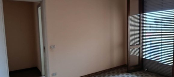 Apartamento de 3 divisões em Taurianova, Italy N.º 135278 12