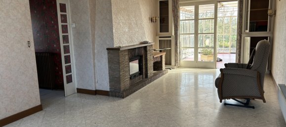 3 bedrooms House in Poix-de-Picardie, France No. 254690 3