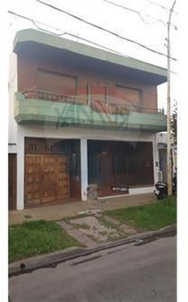 4 bedrooms House in General San Martin, Argentina No. 6613