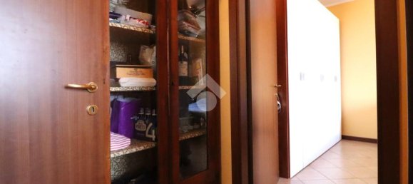 1 Schlafzimmer Wohnung in Porto Mantovano, Italy, Nr. 353074 9