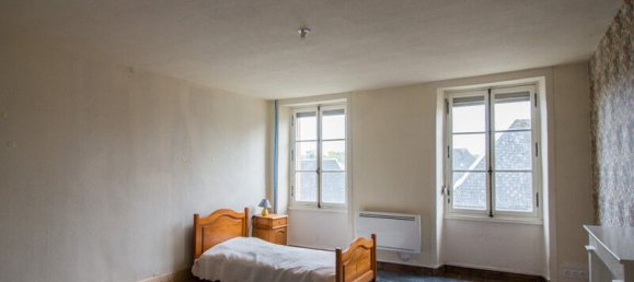 Дом с 6 спальнями в Манш, Франция № 291389 6