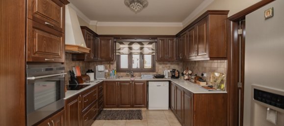 5 bedrooms Villa in Oroklini, Cyprus No. 22813 3