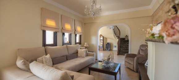 5 bedrooms Villa in Oroklini, Cyprus No. 22813 16