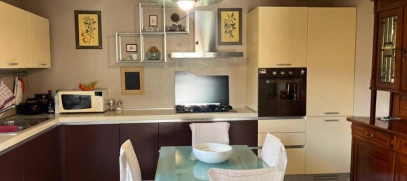 2-salle Appartement à Castenedolo, Italy No. 3564 5