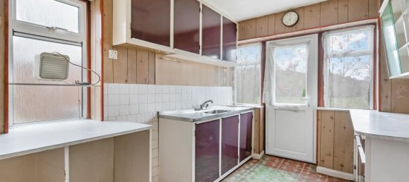 3 Schlafzimmer Haus in Feltham, United Kingdom, Nr. 9794 2