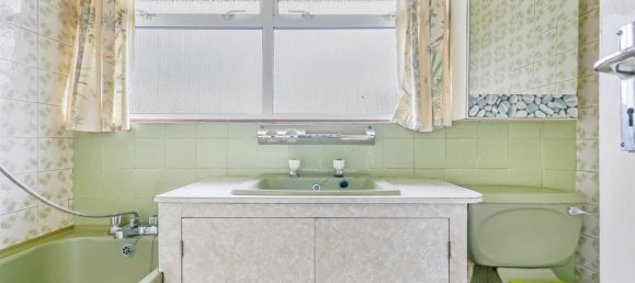 3 Schlafzimmer Haus in Feltham, United Kingdom, Nr. 9794 8