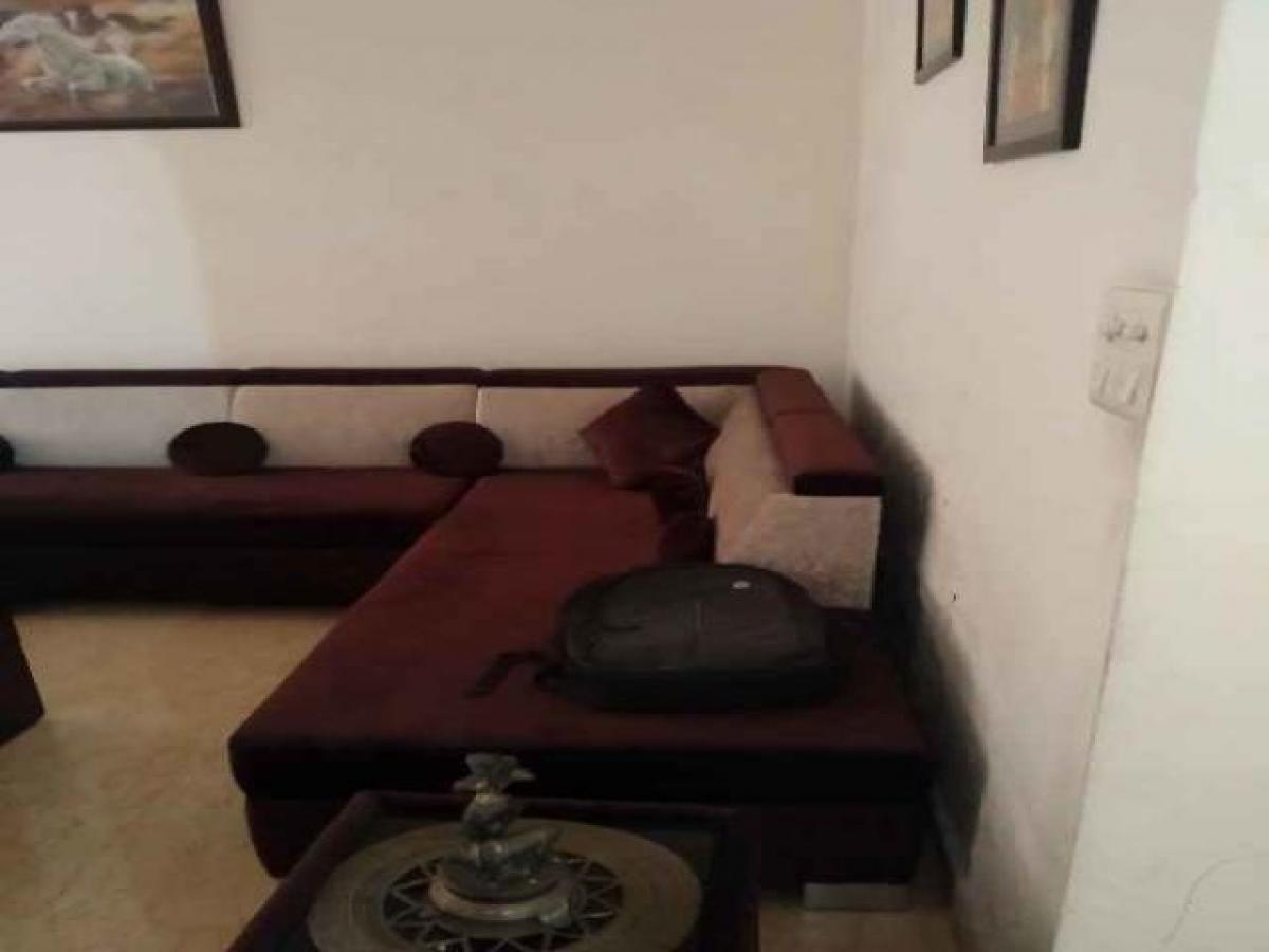 3 bedrooms House in Faridabad, India No. 28031