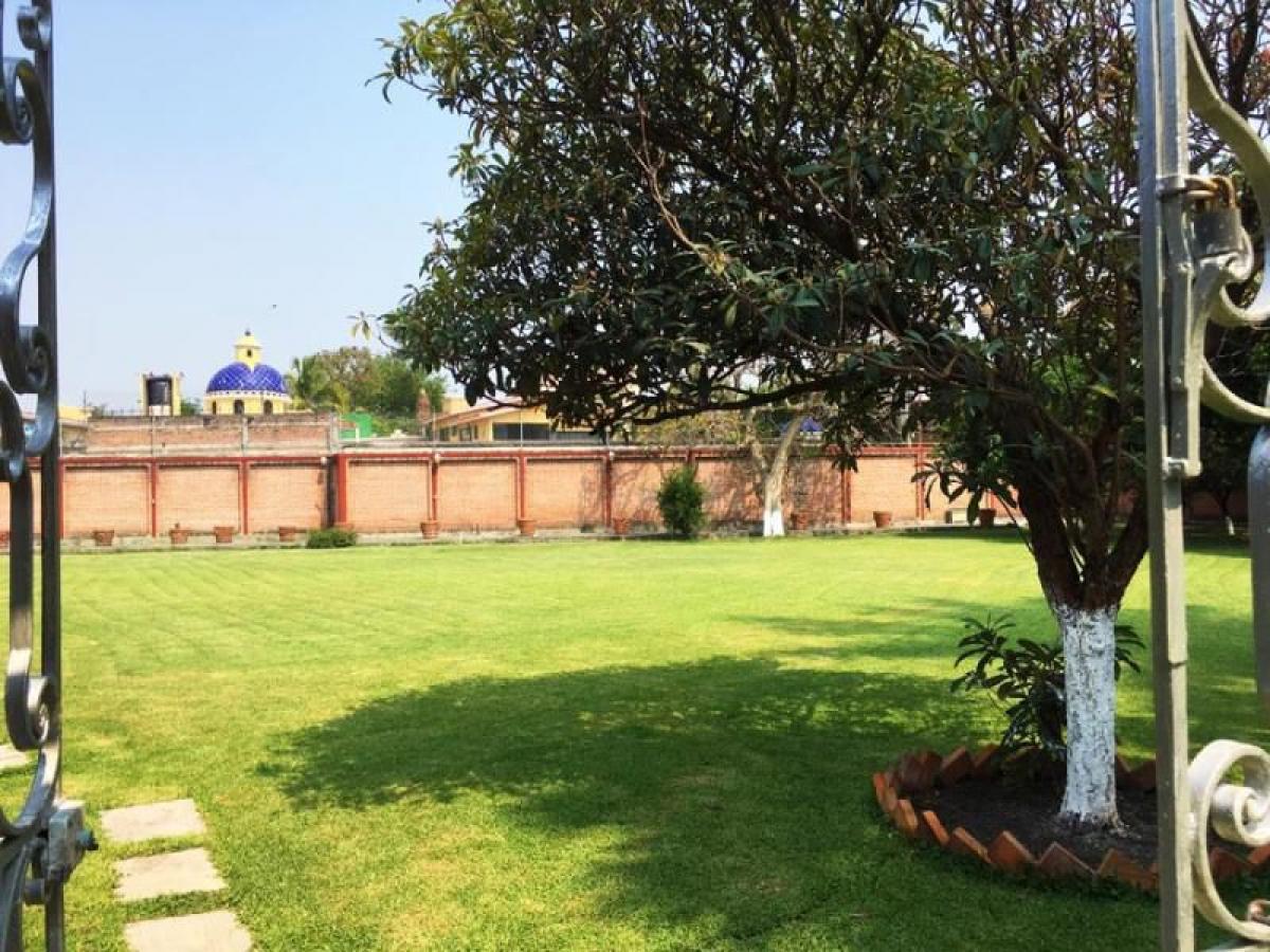 4 bedrooms House in Morelos, Mexico No. 170512