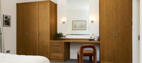 5 bedrooms House in London, United Kingdom No. 5341 70