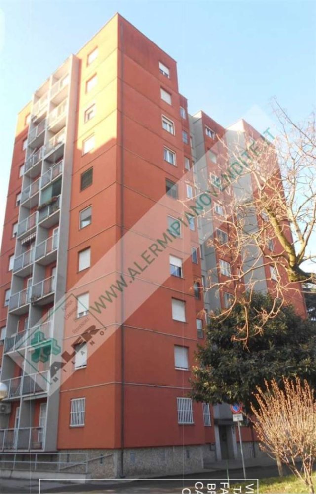 1 bedroom Apartment in Milan, Italy No. 372549