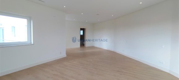 4 bedrooms House in Sintra, Portugal No. 131330 6