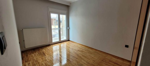 Apartamento de 2 dormitorios en Kalamaria, Greece No. 2553 8