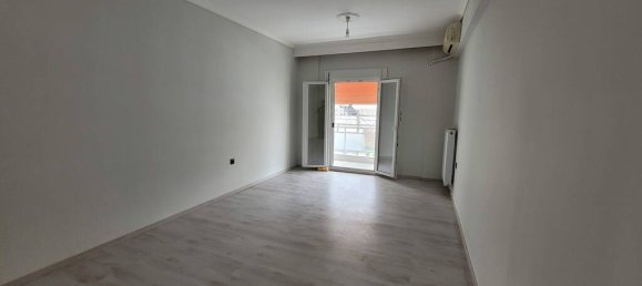 Apartamento de 2 dormitorios en Kalamaria, Greece No. 2553 17