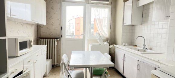 3 chambres Appartement à Troyes, France No. 62282 6