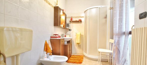 3 rooms House in Borgo d'Ale, Italy No. 30208 31