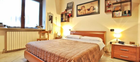 3 rooms House in Borgo d'Ale, Italy No. 30208 11