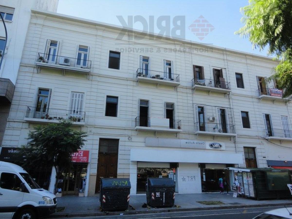 4 bedrooms Apartment in Buenos Aires, Argentina No. 93097