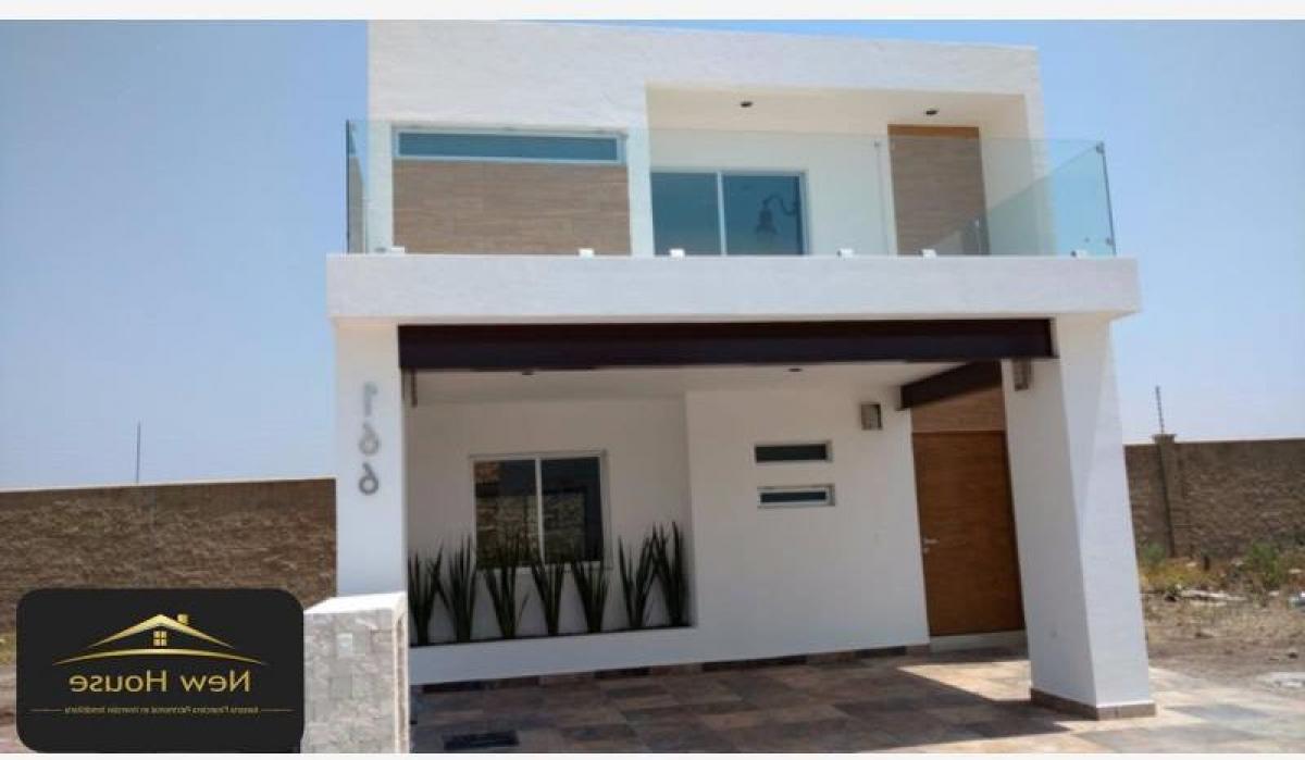 Casa de 3 dormitorios en Guanajuato, Mexico No. 145755