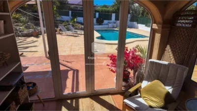 Дом с 4 спальнями в Аликанте, Испания № 272107