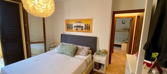 Apartamento de 4 dormitorios en Morciano di Romagna, Italy No. 326383 24