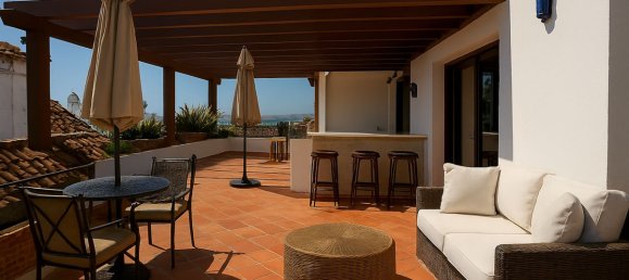 4 Schlafzimmer Penthouse in La Duquesa, Spain, Nr. 247519 2