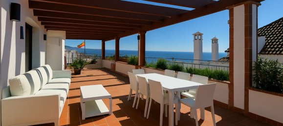 4 Schlafzimmer Penthouse in La Duquesa, Spain, Nr. 247519 8