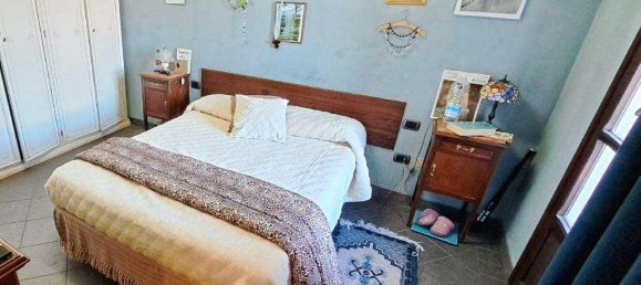 11 rooms House in Albenga, Italy No. 92225 19