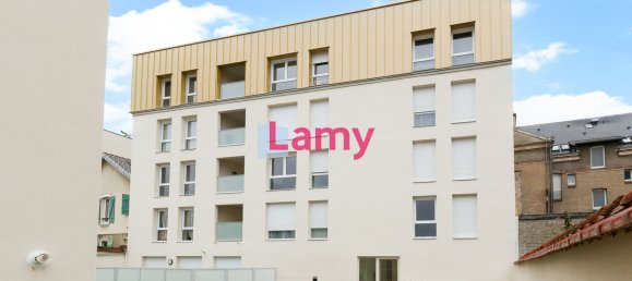 Studio in Reims, France, Nr. 231482 2