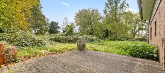 10-salle Châteaux à Monchengladbach, Germany No. 13146 19