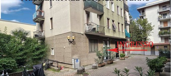 3 chambres Appartement à Milan, Italy No. 307032 7