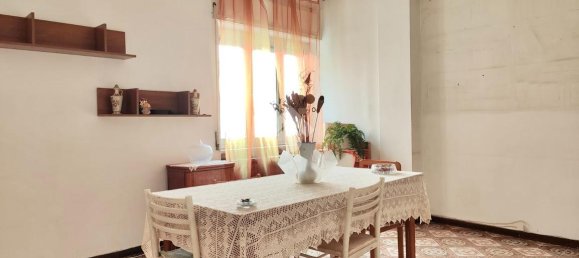 3-salle Appartement à Melito di Napoli, Italy No. 235577 5