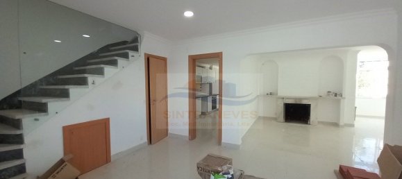 4 bedrooms House in Cascais, Portugal No. 26088 24