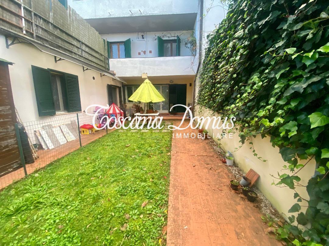 3 rooms Apartment in Monteriggioni, Italy No. 21858