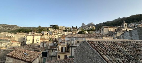 2 bedrooms Townhouse in Novara di Sicilia, Italy No. 68972 2