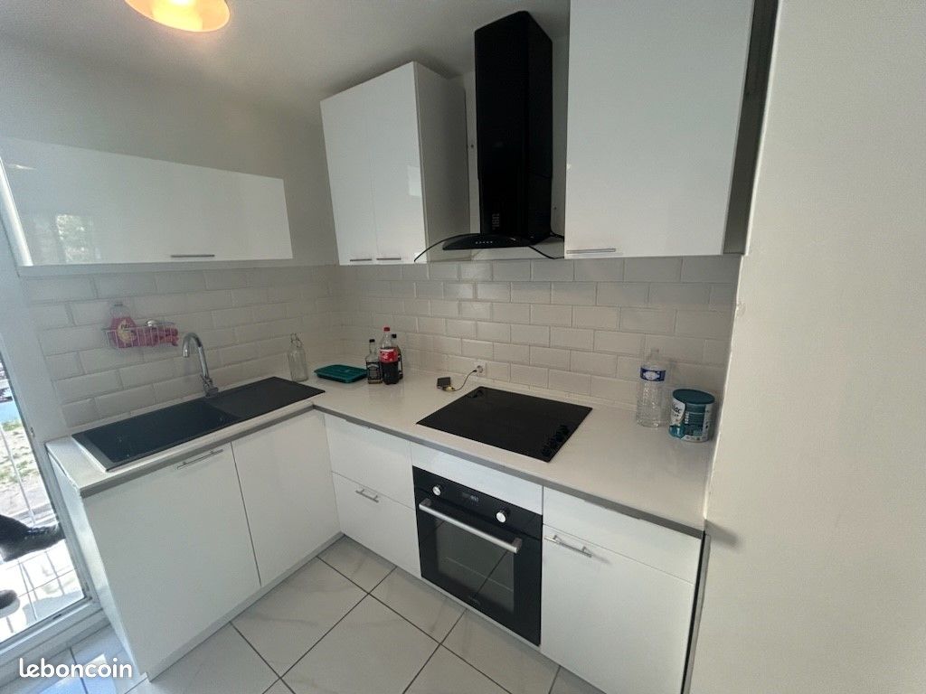 Квартира с 2 спальнями в Мариньян, Франция № 297343