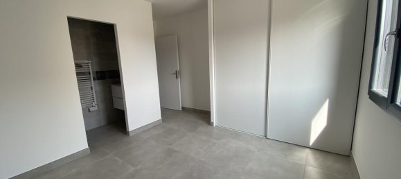 Дом с 3 спальнями в Сериньян, Франция № 16993 5