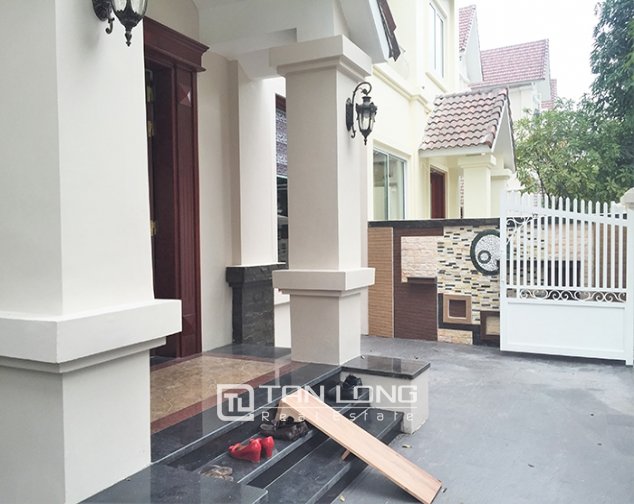 4 bedrooms Villa in Long Bien, Vietnam No. 3266
