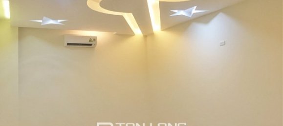 4 bedrooms Villa in Long Bien, Vietnam No. 3266 14