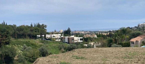 5 غرف نوم قطعة أرض في Nueva Andalucia, Spain رقم 4799 4