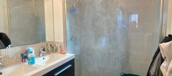 6 bedrooms House in Donnery, France No. 65226 8