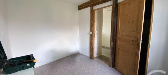 6 bedrooms House in Donnery, France No. 65226 9