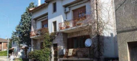 7 bedrooms Villa in Gualdo Cattaneo, Italy No. 378101 2
